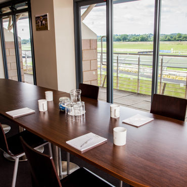 Warwick Racecourse C&E 43